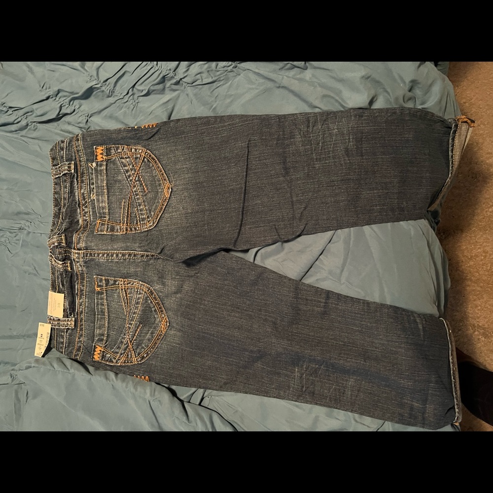 Capris - Picture 4 of 5